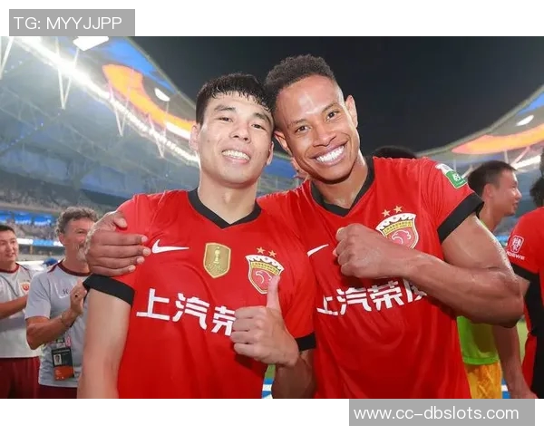 无解门神陈威全场扑救11次媒体评分满分10分表现惊艳