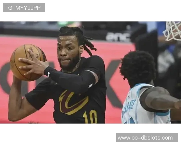 加兰状态低迷进攻乏力10投仅3三分球全失仅得8分并送出4次失误