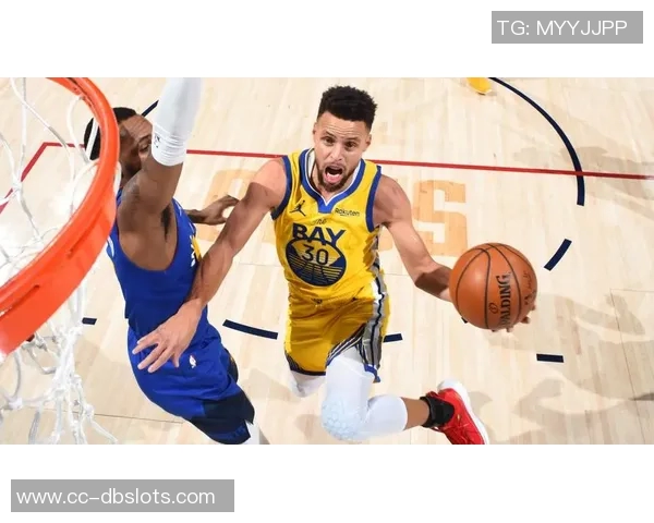 射手双星闪耀赛场格雷森阿伦与吉莱斯皮联手轰下51分并投中11记三分球 射手双星闪耀赛场格雷森阿伦与吉莱斯皮联手轰下51分并投中11记三分球