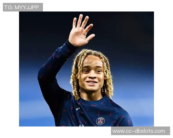 西蒙斯从拉玛西亚到德甲荷甲的成长之路与英超迷失之谜 西蒙斯从拉玛西亚到德甲荷甲的成长之路与英超迷失之谜